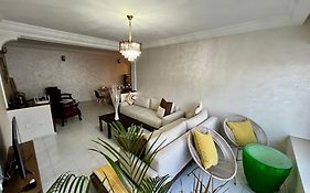 Bel Appartement Avec Une Belle Vue Sur La Grande Mosquee Hassan II Et La Mer
