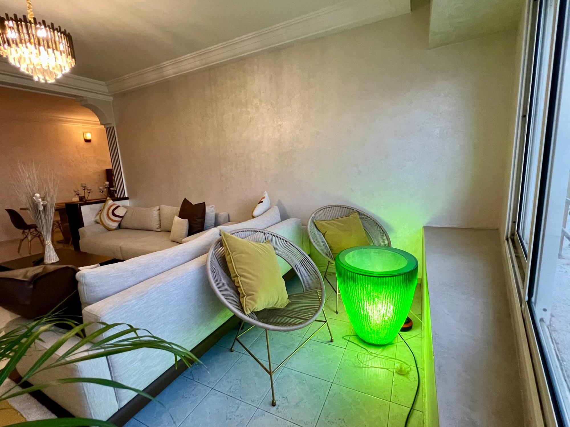 Bel Appartement Avec Une Belle Vue Sur La Grande Mosquee Hassan II Et La Mer Casa Blanca Exterior foto